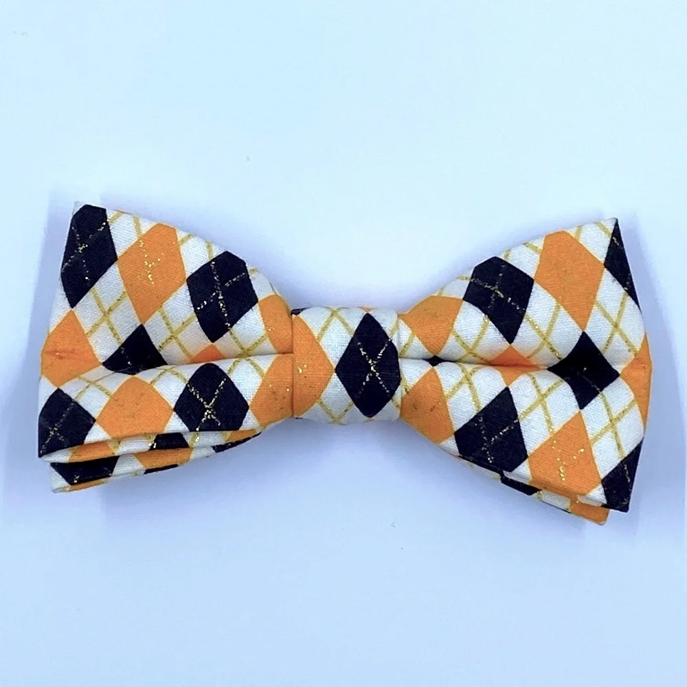 Pet Bowtie in Diamond Pattern Halloween